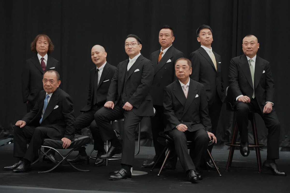 笑点メンバーがスーツ姿で"プレイボーイ"に? 「笑点」も「週刊プレイボーイ」も60周年! スペシャルコラボグラビア撮影現場に密着!!